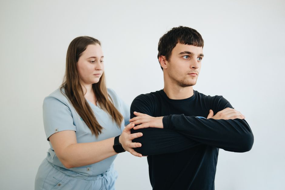 Teniski lakat rehabilitacija kroz vođene vježbe